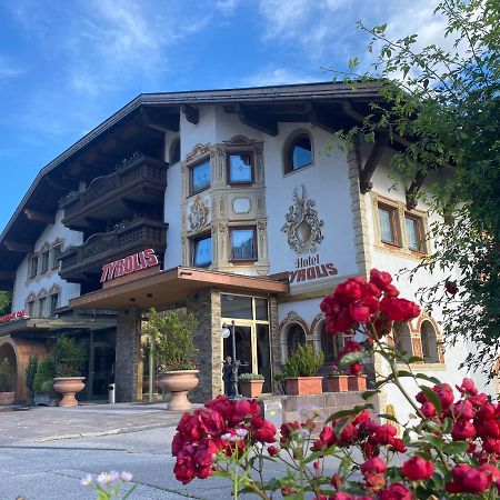 Hotel Tyrolis Zirl Bagian luar foto