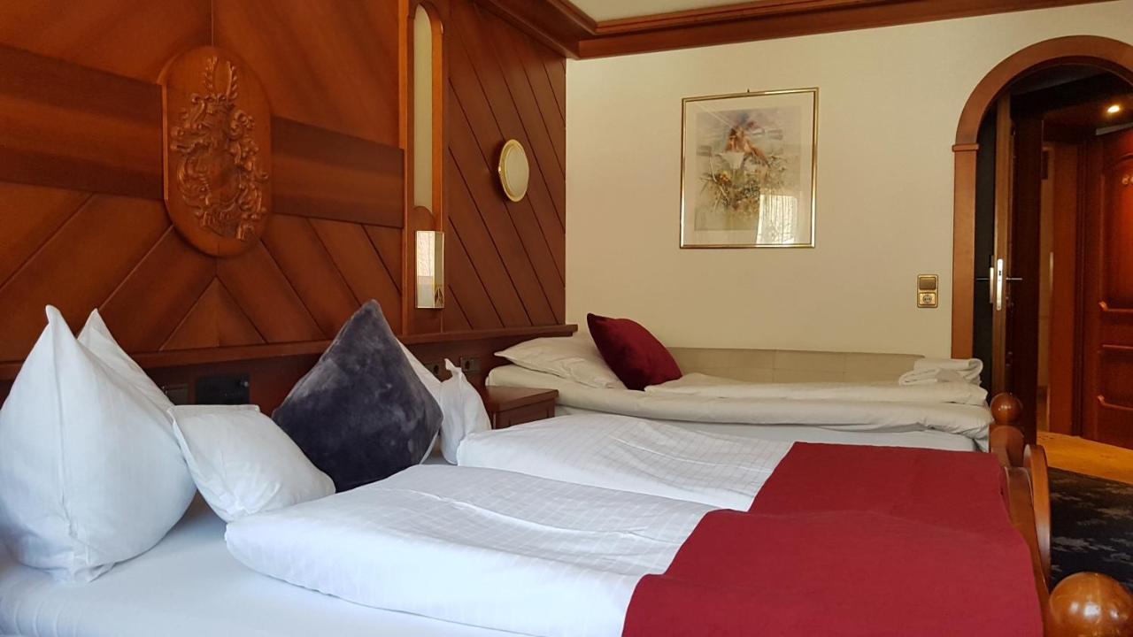 Hotel Tyrolis Zirl Bagian luar foto