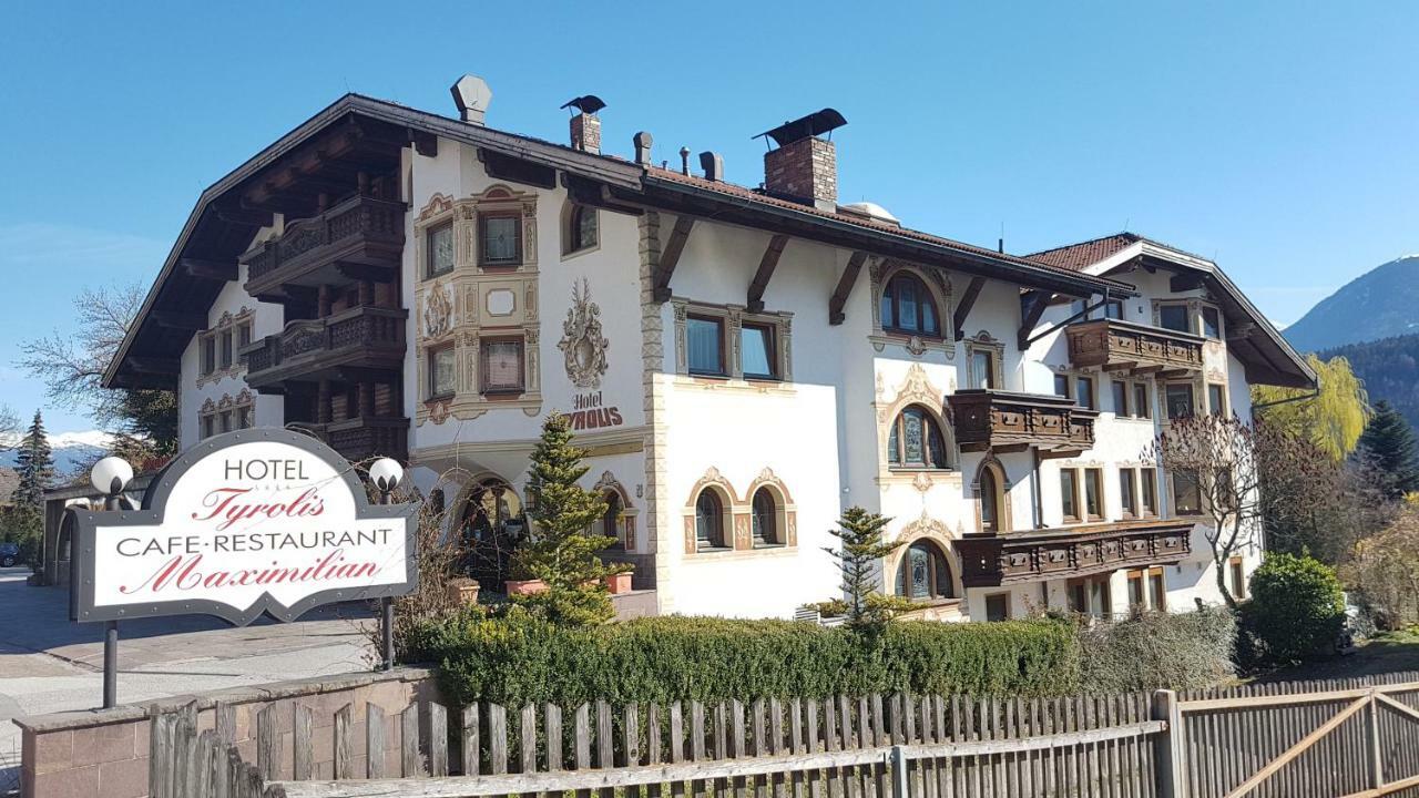 Hotel Tyrolis Zirl Bagian luar foto